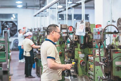 外資持續(xù)看好中國(guó)機(jī)遇 前7月新設(shè)外企超3.1萬(wàn)家，管理服務(wù)領(lǐng)域表現(xiàn)活躍